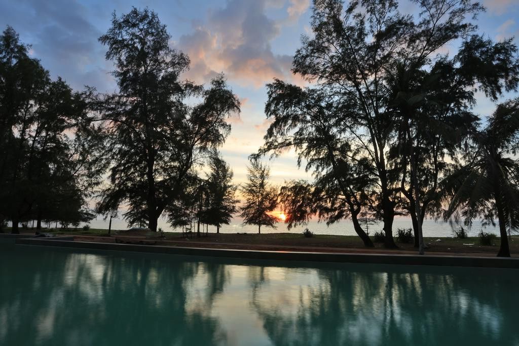Coriacea Beachfront Boutique Phuket Resort - Sha Plus Mai Khao Ngoại thất bức ảnh