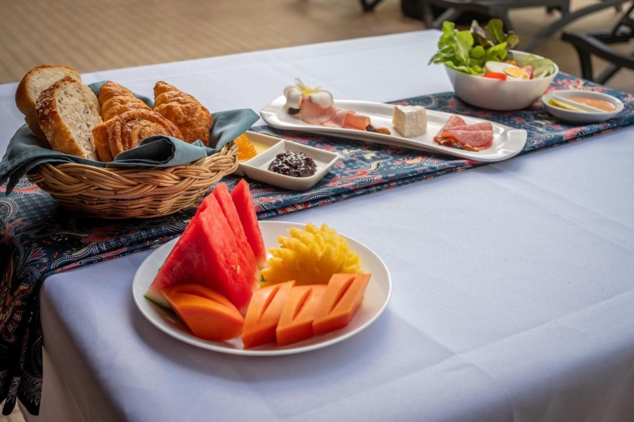 Coriacea Beachfront Boutique Phuket Resort - Sha Plus Mai Khao Ngoại thất bức ảnh