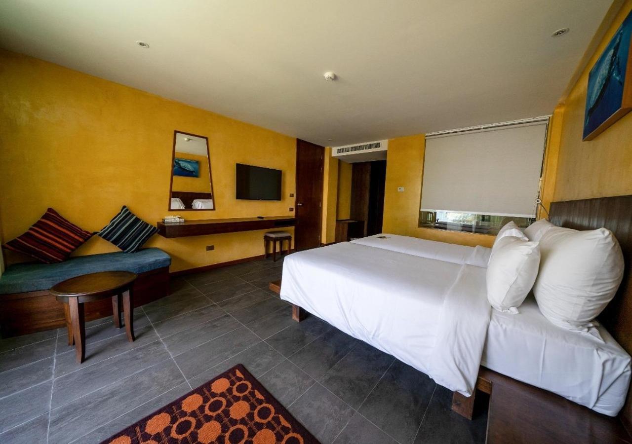 Coriacea Beachfront Boutique Phuket Resort - Sha Plus Mai Khao Ngoại thất bức ảnh