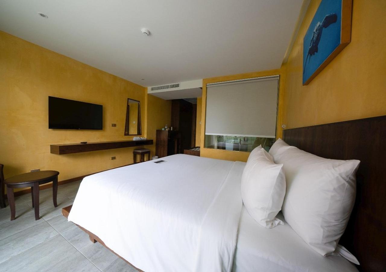 Coriacea Beachfront Boutique Phuket Resort - Sha Plus Mai Khao Ngoại thất bức ảnh