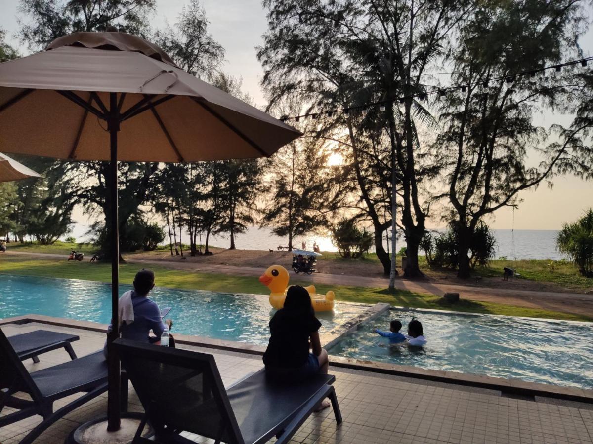 Coriacea Beachfront Boutique Phuket Resort - Sha Plus Mai Khao Ngoại thất bức ảnh
